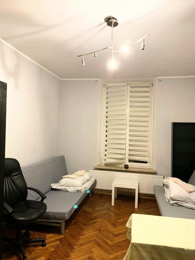 Spacious Apartment Krasków Eksteriør bilde